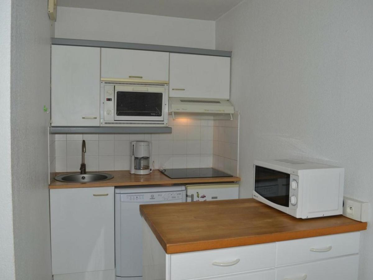 Frejus: Appt 2P, 5 Pers, Piscine, Plage A 150M, Parking, Animaux Ok - Fr-1-226A-357 Exterior photo