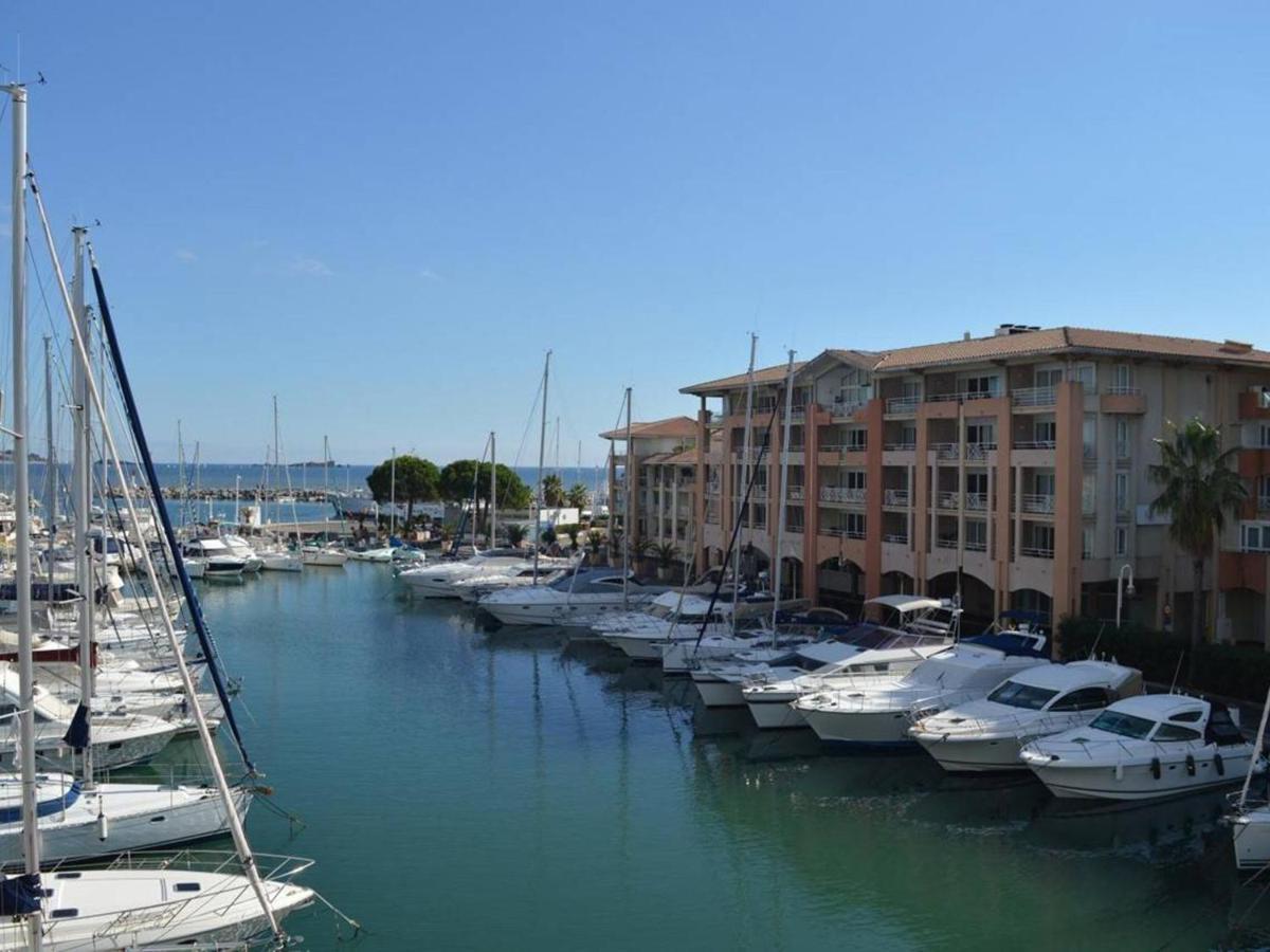 Frejus: Appt 2P, 5 Pers, Piscine, Plage A 150M, Parking, Animaux Ok - Fr-1-226A-357 Exterior photo